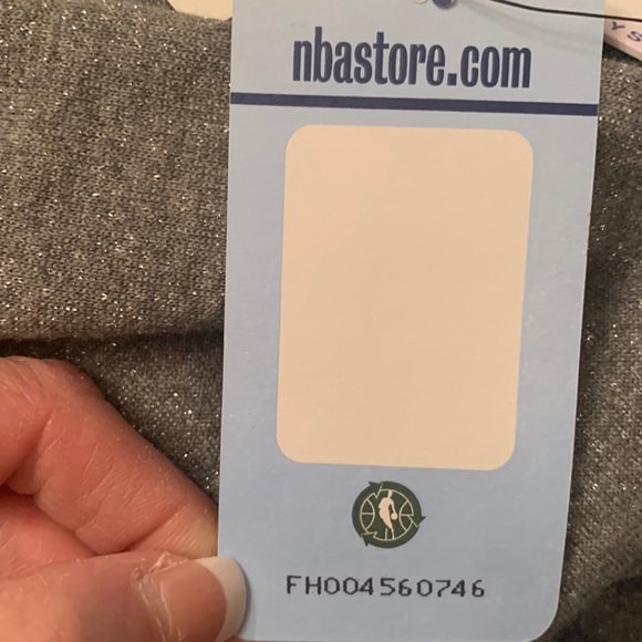 🆕OKC🏀THUNDER Gray Sparkly Sweatshirt Size Small Womens l🏀nba4her - Picture 12 of 13